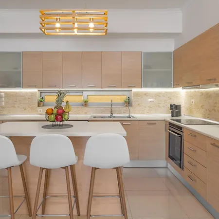 Premium Luxury Living شقة *